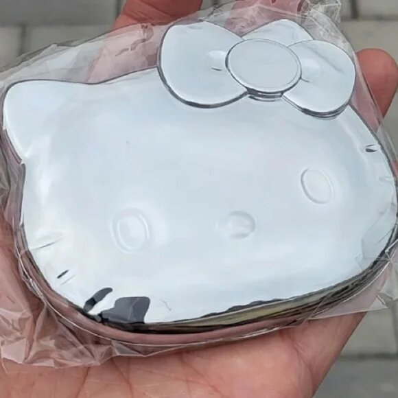 RARE Sephora Hello Kitty Limited Edition Silver Compact Mirror 2011 NIB - Picture 5 of 7
